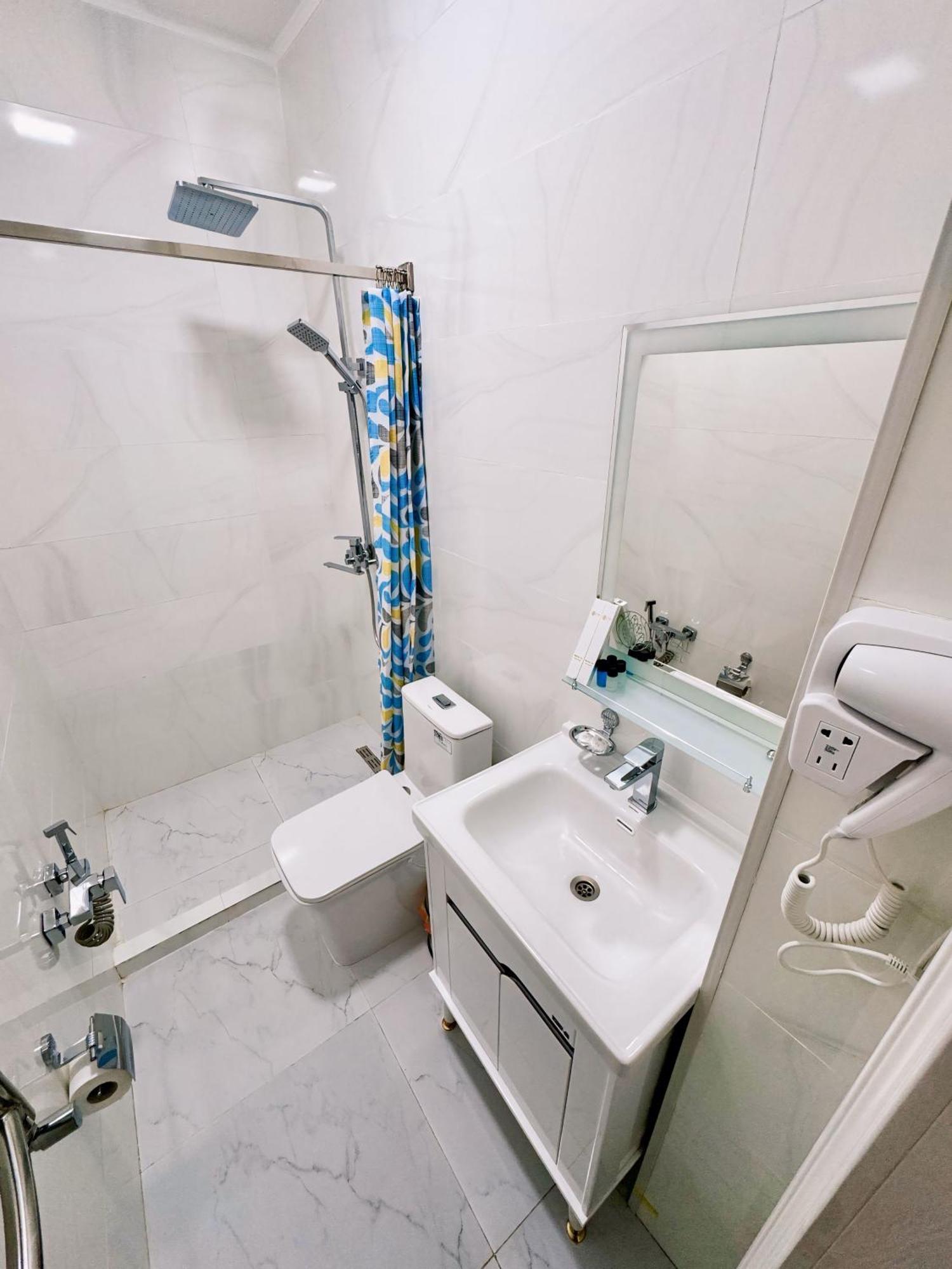 Ideal Hotel Nukus Exterior photo
