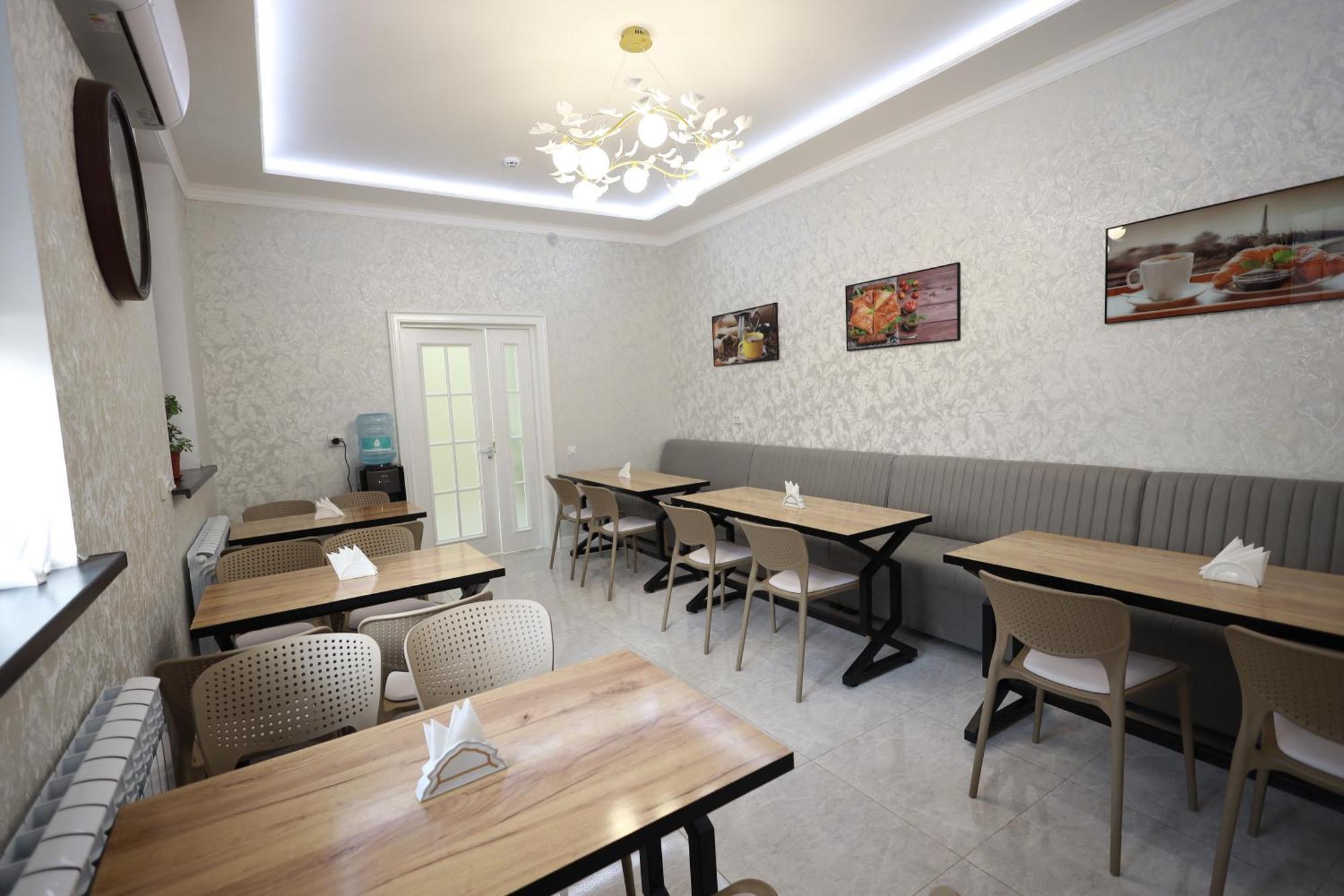 Ideal Hotel Nukus Exterior photo