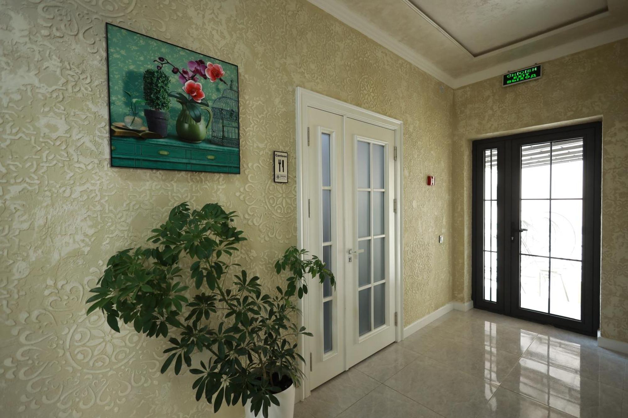 Ideal Hotel Nukus Exterior photo